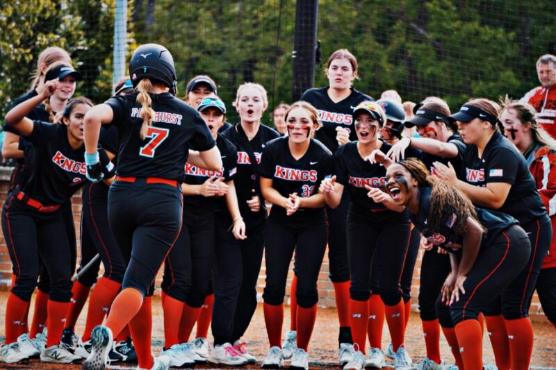 Image for the Tweet beginning: 🥎 GALLERY: Edgewood vs. Kings